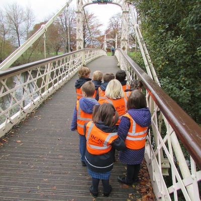 Nursery children on the Victoria Bridge